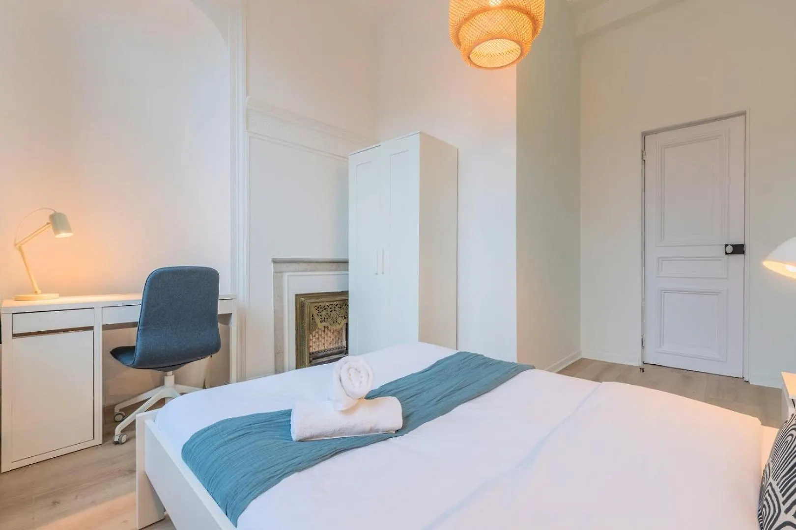 3 Bedroom Duplex Apartment, City Center Rijsel 0*,  Frankrijk